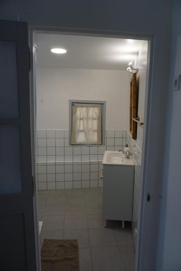 La Maison Des Artistes Apartment Cotignac Ngoại thất bức ảnh